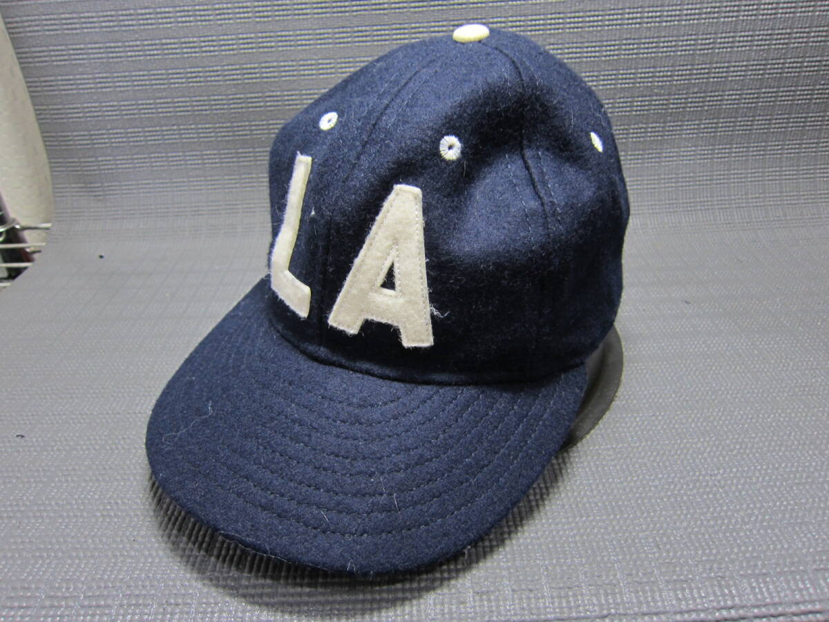 USA製　EBBETS FIELD FLANNELS エベッツフィールドフランネルズ　LA ロサンゼルス　キャップ　帽子　紺　55cm程　S2404E_画像1