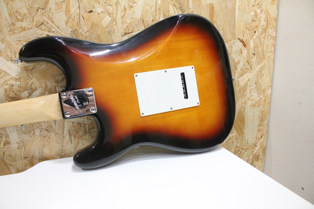 SH03371 Squier Fender ストラト エレキギター シリアルナンバーCOB090867812 音出確認済 中古品の画像6