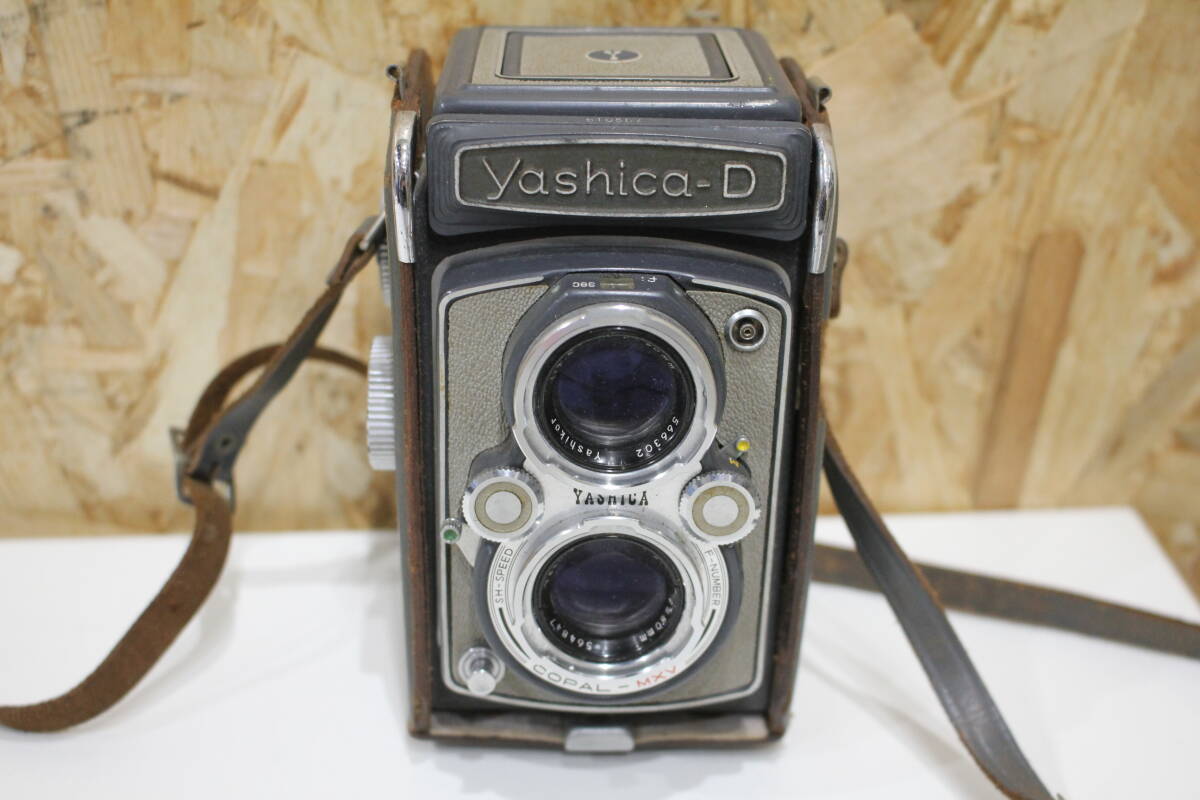 TH04165 yashica D 二眼レフカメラ フィルムカメラ 動作未確認 現状品の画像2