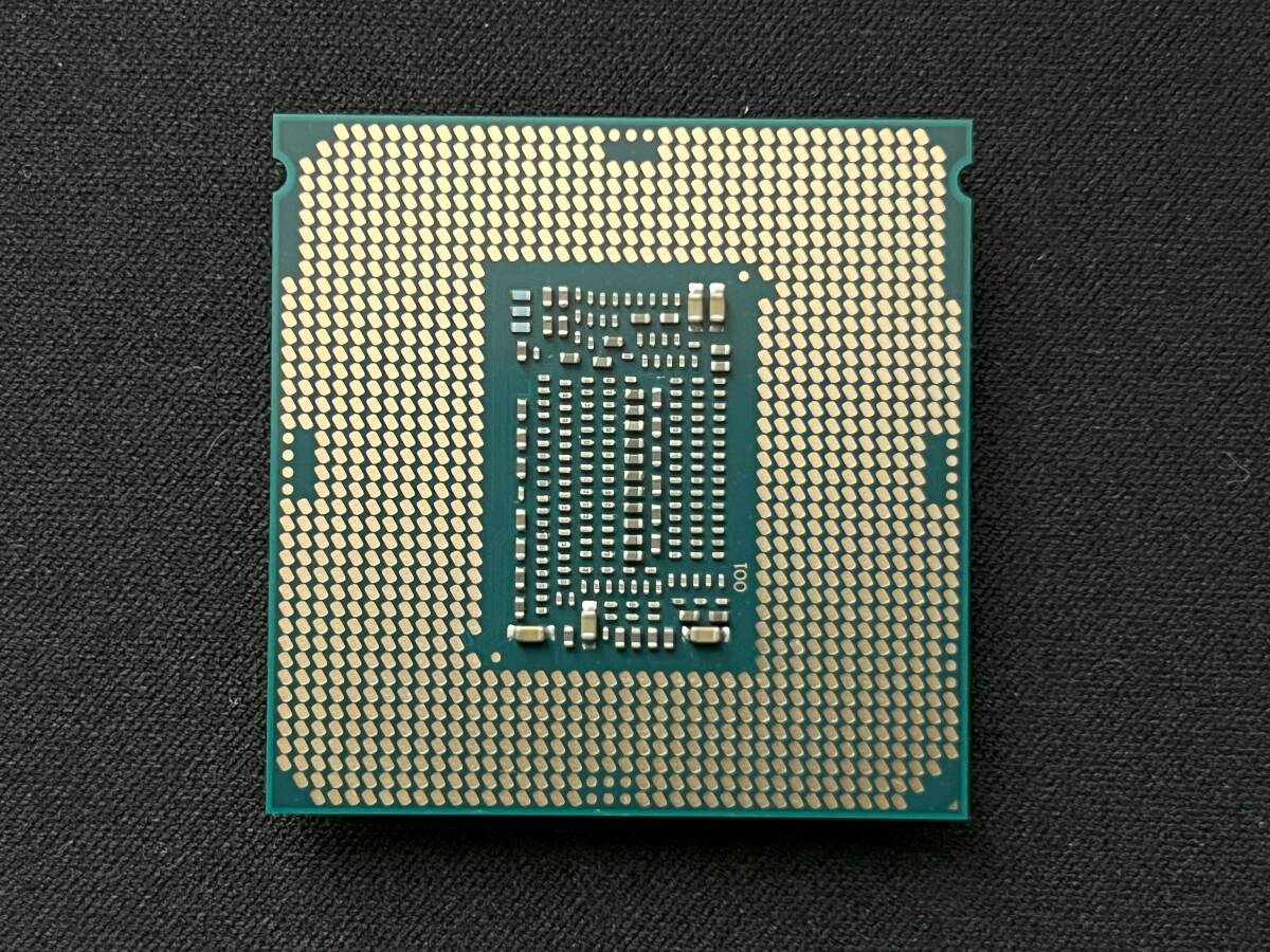 Core i7/第8世代/BIOS起動確認済！ Intel CPU Core i7-8700T SR34WX 2.40 GHz 最大 4.00 GHz 6コア 12スレッド PCパーツ (管理⑨)_画像2