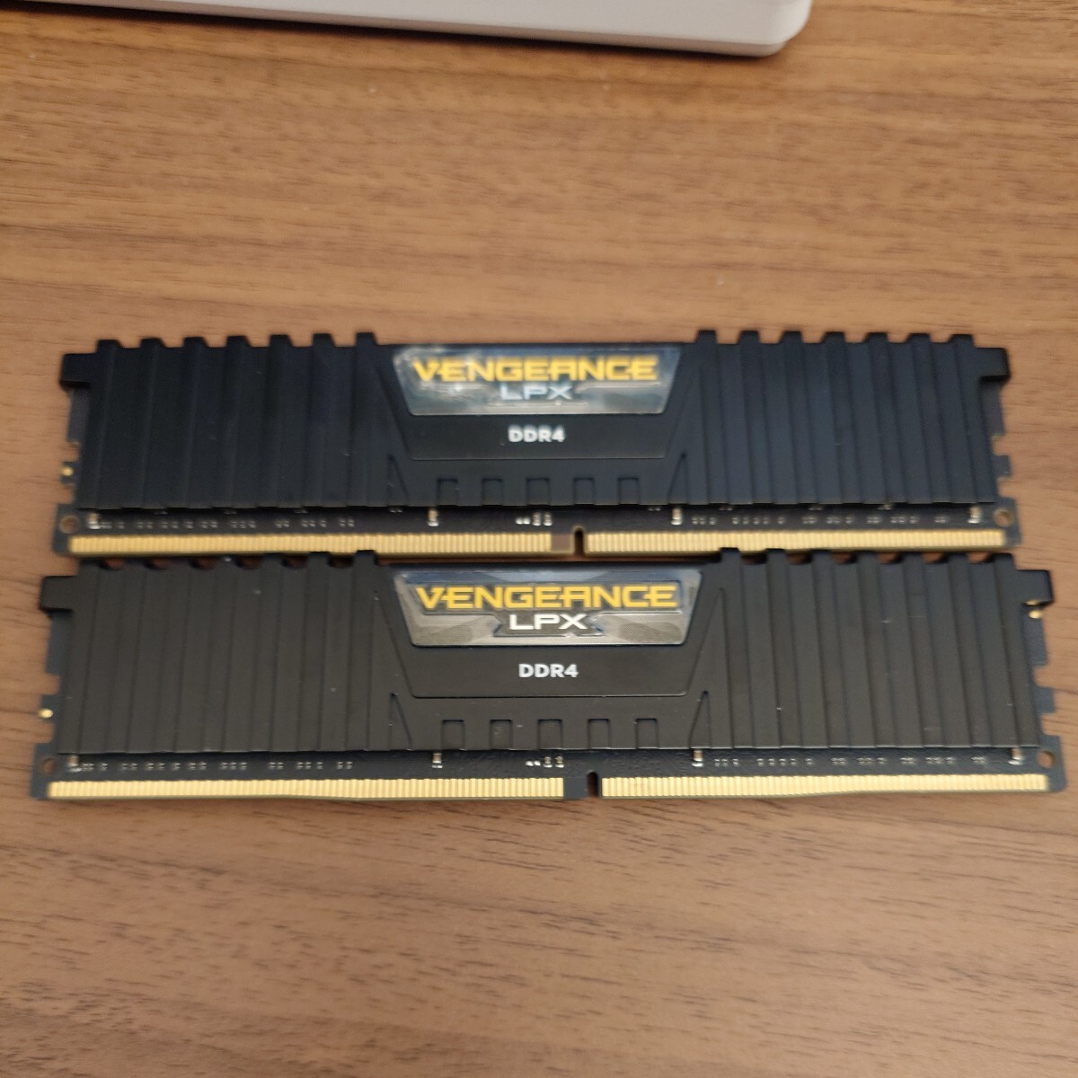 CORSAIR DDR4-2666MHz デスクトップPC用 メモリ VENGEANCE LPX シリーズ 32GB [16GB×2枚] の画像2