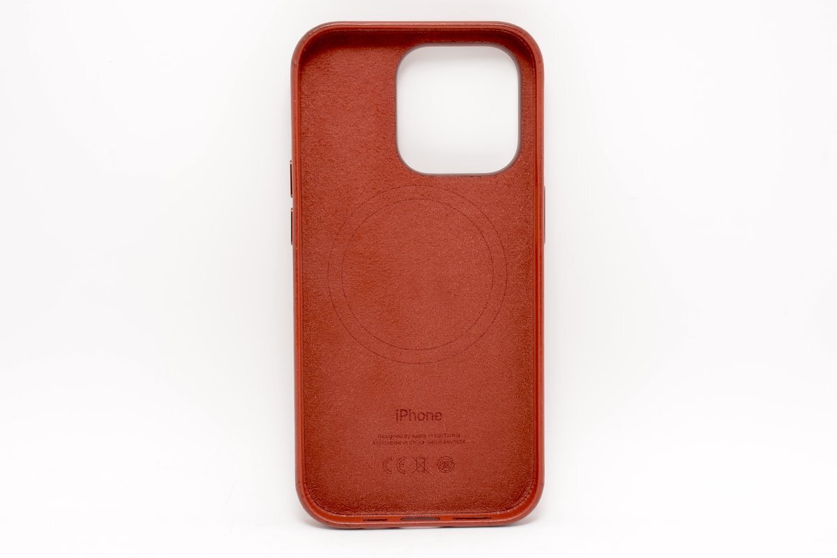 【概ね美品】 Apple iPhone 14 Pro Leather Case Umber MPPK3FE/A iPhone 14 Pro用 MagSafe対応 レザーケース アンバー #4304_画像3