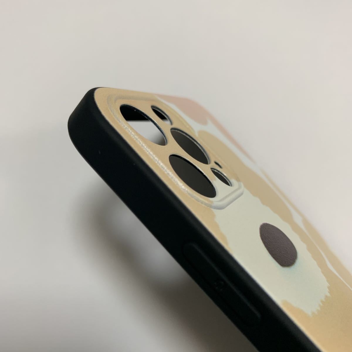 【新品、匿名発送】 iPhone12pro 対応ケース 北欧風 花柄スマホケース ベージュピンク