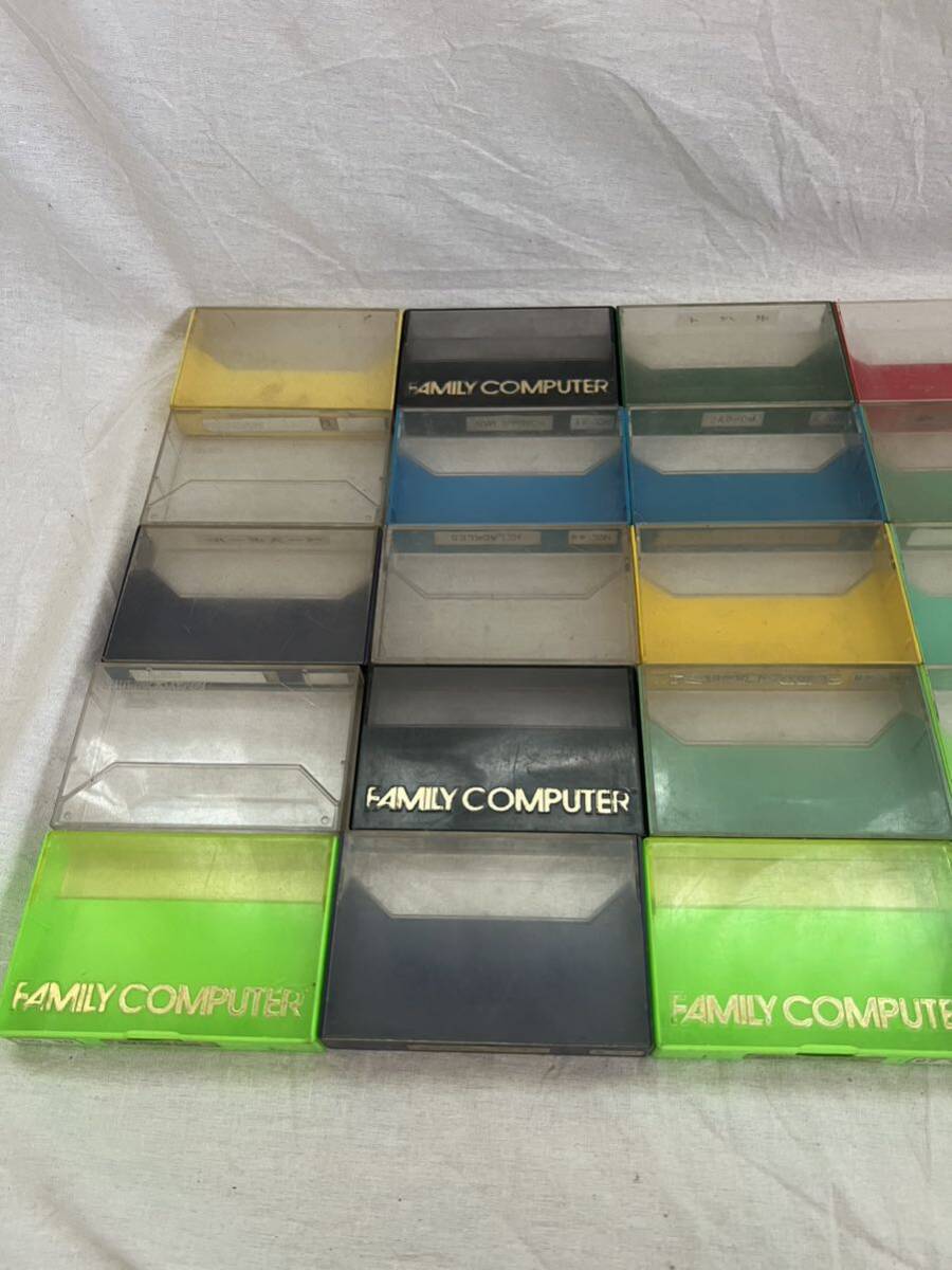 ファミコン カセット ケース 30個 ソフト FAMILY COMPUTER FC の画像2