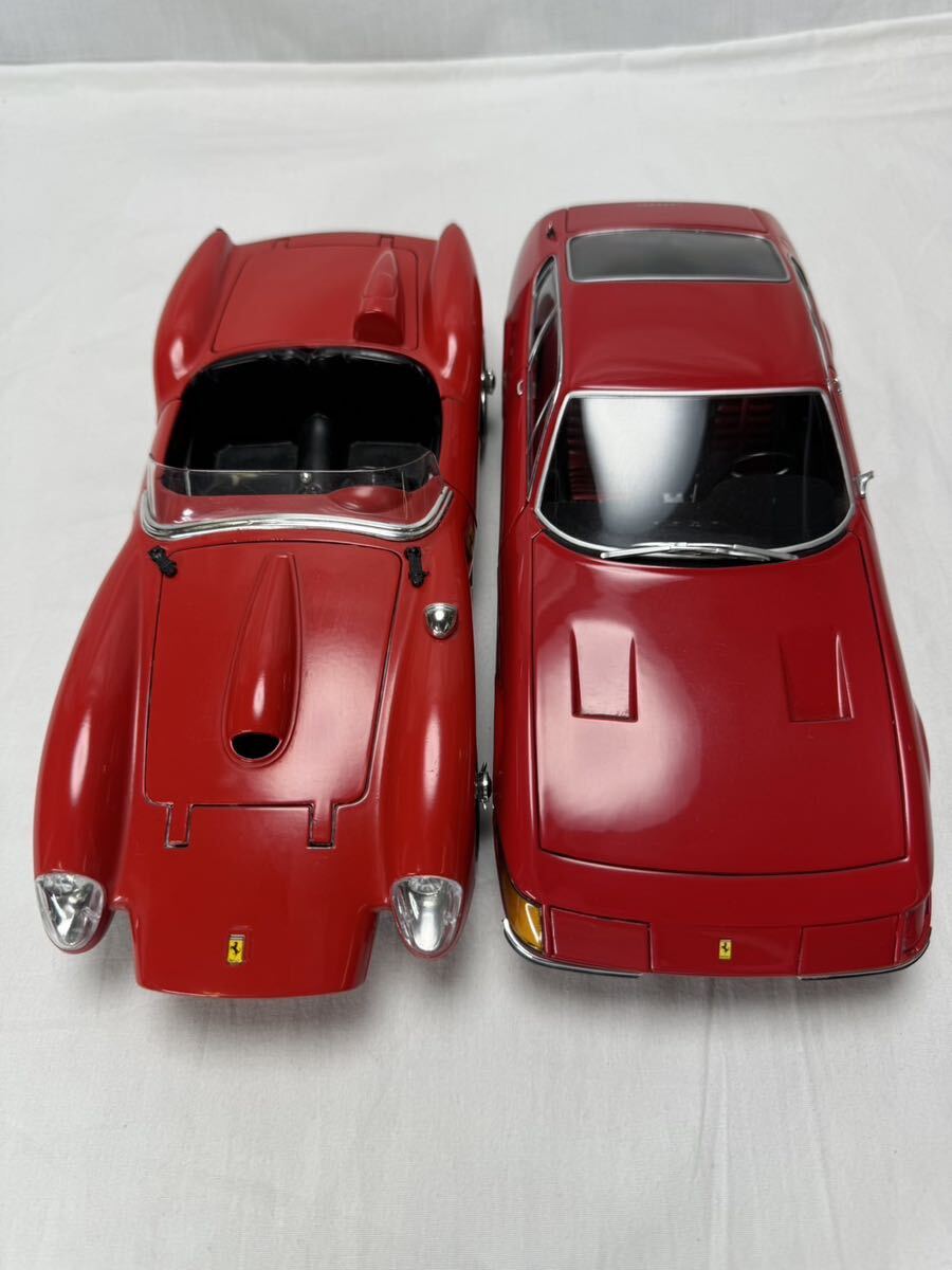 京商 Ferrari 365 GTB/4 burago Ferrari 250 TESTA ROSSA 1957 1/18 2台セット ダイキャスト現状品 ミニカー フェラーリの画像1