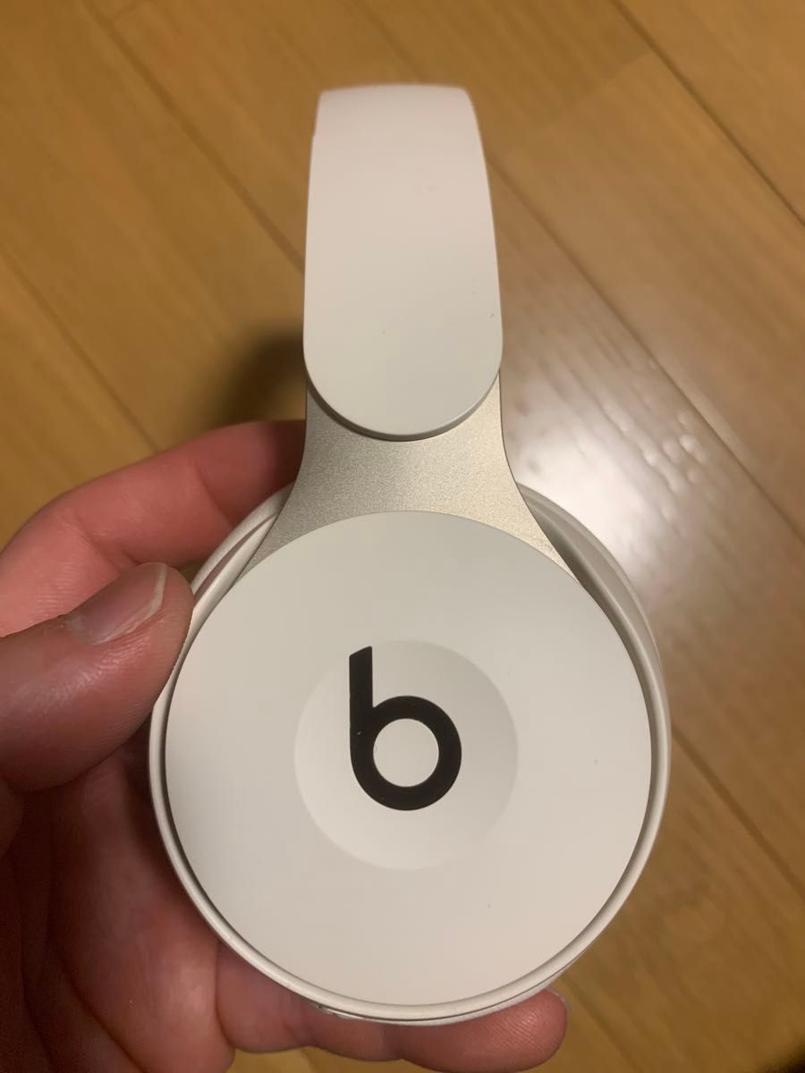 Beats by Dr Dre Solo Pro MRJ72PA/A アイボリー