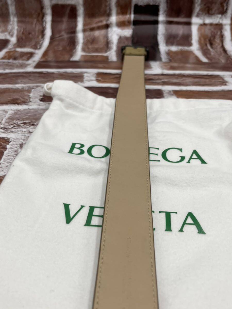 『未使用級 希少デザイン』 BOTTEGA VENETA ボッテガヴェネタ イントレチャート オーストリッチ ベルト グリーン系 ビジネス 本革の画像7