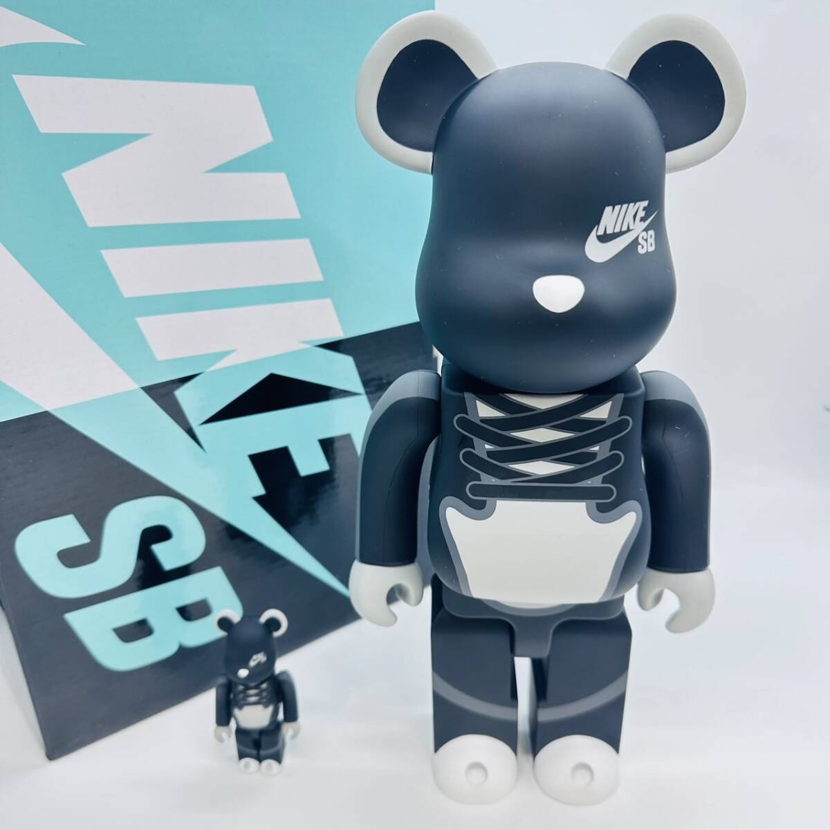 BE＠RBRICK ベアブリック NIKE ナイキ SB BLACK 100％ ＆ 400％ MEDICOM TOY メディコム・トイ フィギュア 激レア コレクション 1円出品