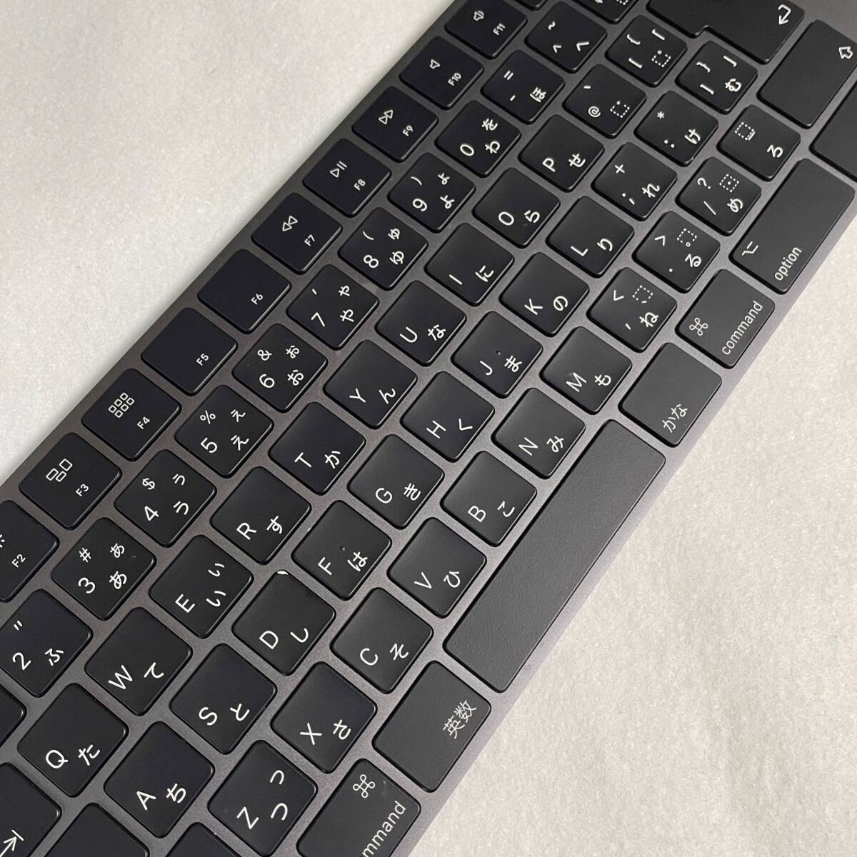 【中古】Apple Magic Keyboard（テンキー付き）日本語 A1843★マジックキーボード 純正 04031Nの画像4