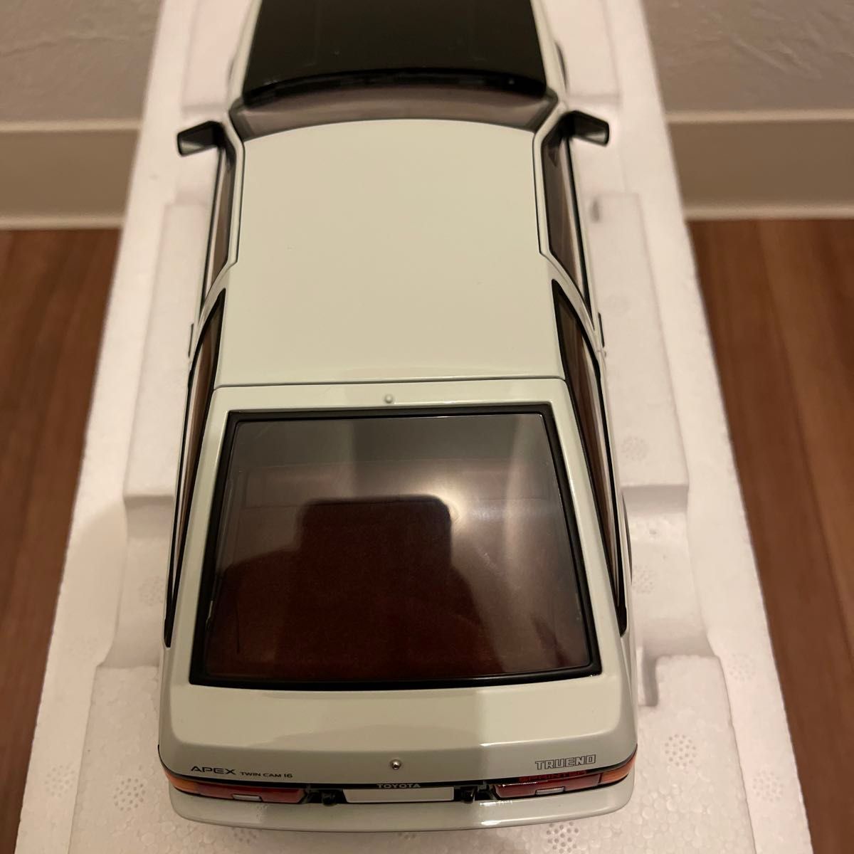 AUTOart 1/18 トヨタ スプリンター トレノ (AE86) 頭文字 D AUTOart 1/18 トヨタ スプリンター トレノ (AE86) 頭文字 D