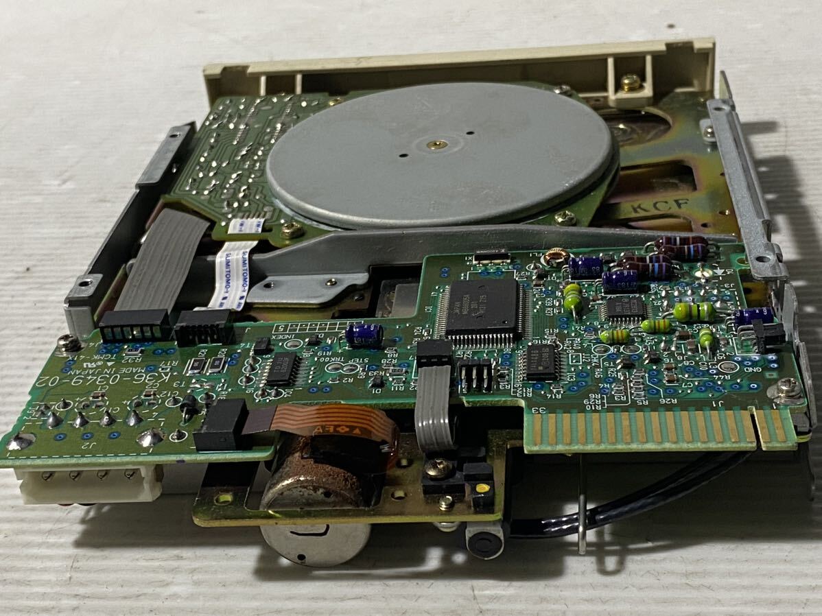 動作未確認 キャノン電子 5.25インチ フロッピーディスクドライブ MD5501S ジャンク 362の画像4
