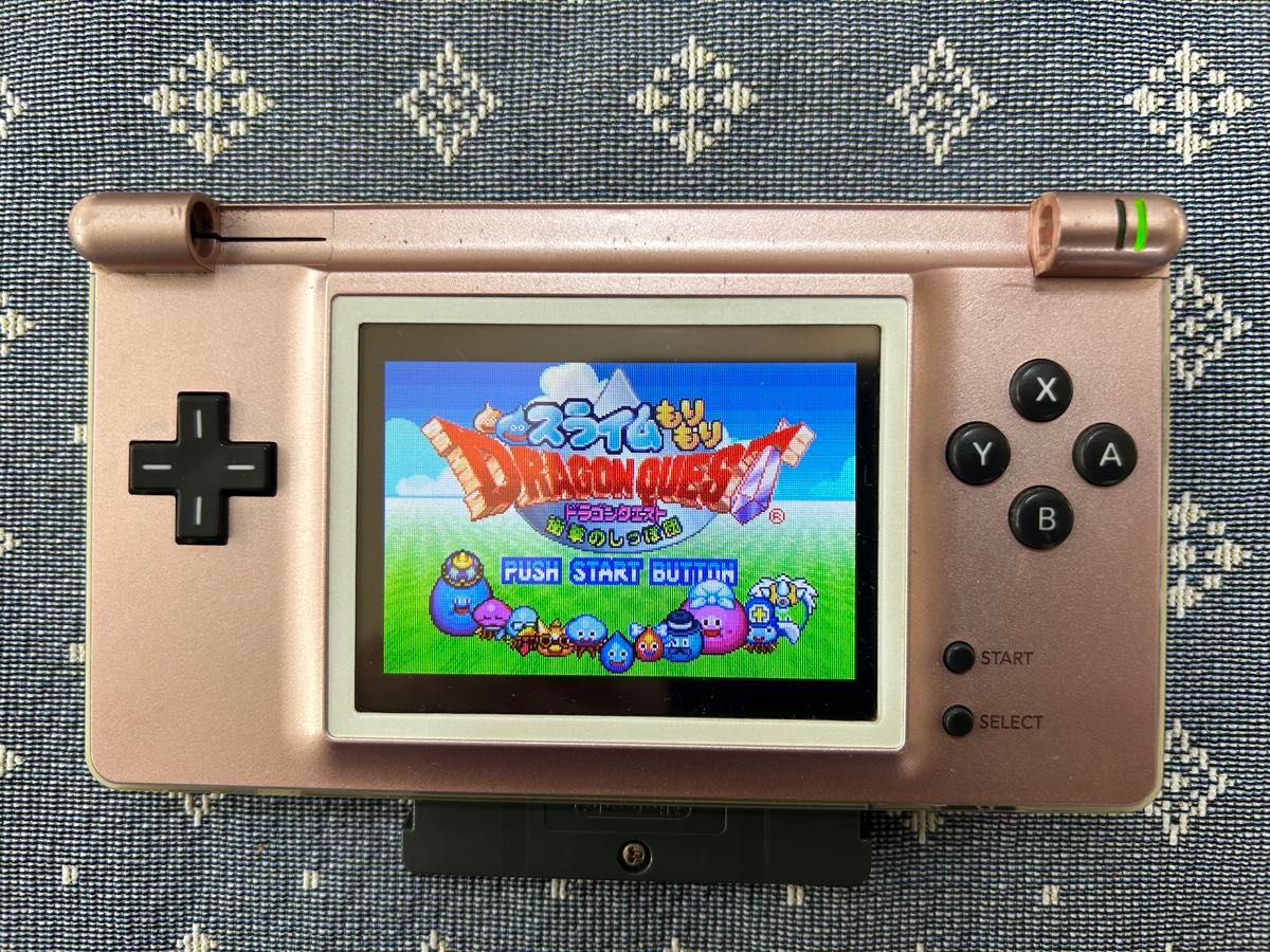 ゲームボーイマクロ　DS＆アドバンス　スロットOK  バージョン！　純正充電器セット！