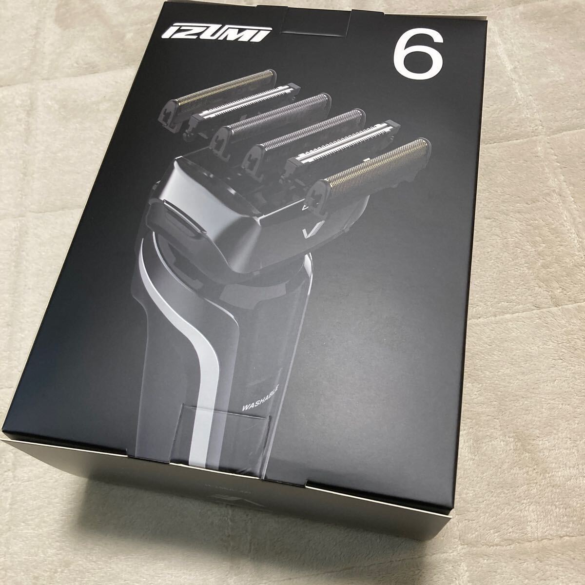 ハイエンドシリーズ 6枚刃モデル 往復式シェーバー IZF-V951-H （グレー）