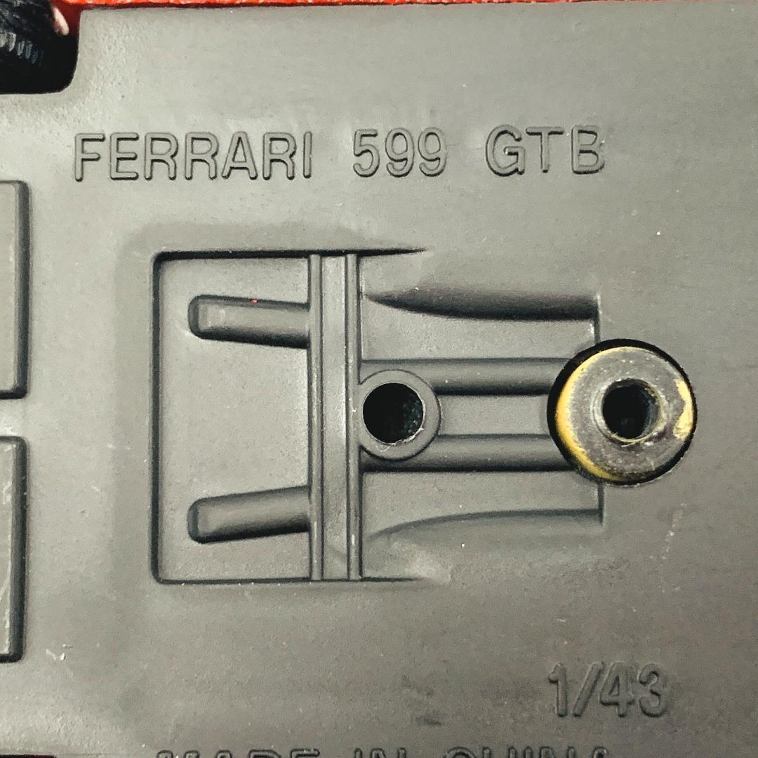 フェラーリ FERRARI 599 GTB Fiorano 2006 1/43 アシェット Hachette ケース付き_画像8