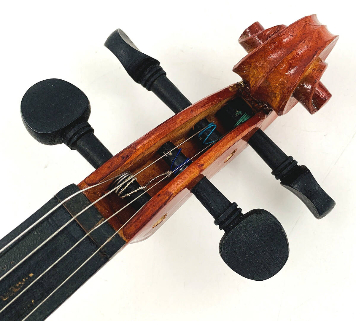 Cremona クレモナ バイオリン 4/4 Fecit Anno Domini19 ヴァイオリン made in China SIEGLER 弓 ハードケース 予備弦 付属【整備調整済み】の画像4