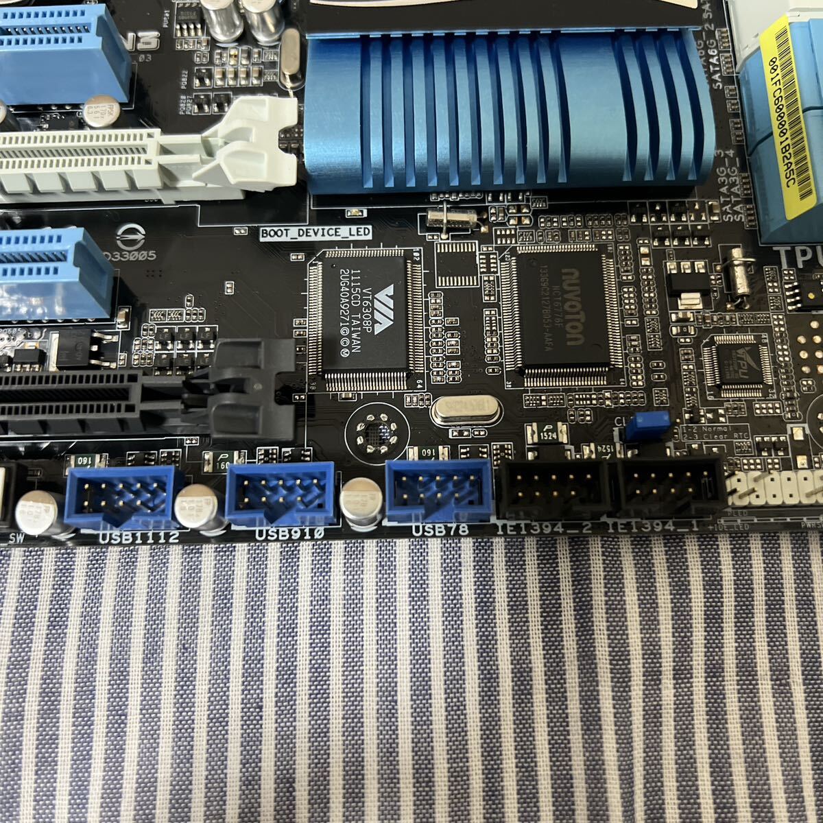 ASUS P8Z68-V PRO/GEN3 マザーボード メモリＩＯパネル付き LGA1155 中古動作品の画像5