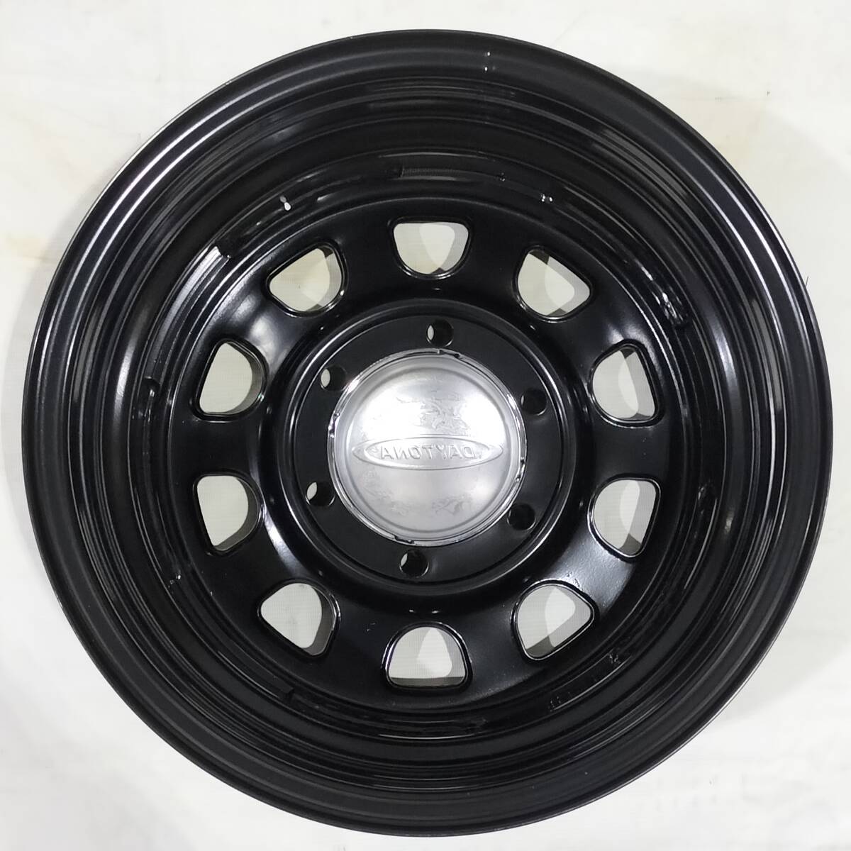 デイトナ ブラック 15-6.0J 6H139.7 ＋45 KUMHO PORTRAN KC53 195/80R15 キャラバン E26 E25 NV350_画像5