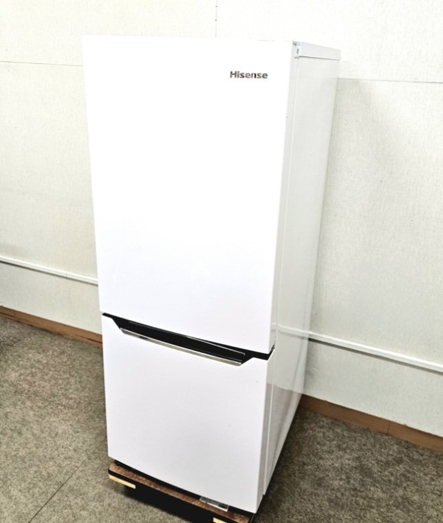 ☆直接引き取り歓迎☆ Hisense ハイセンス 2ドア冷凍冷蔵庫 HR-D15C 150L 一人暮らし ファン式自動霜取り キッチン 2019年製の画像1