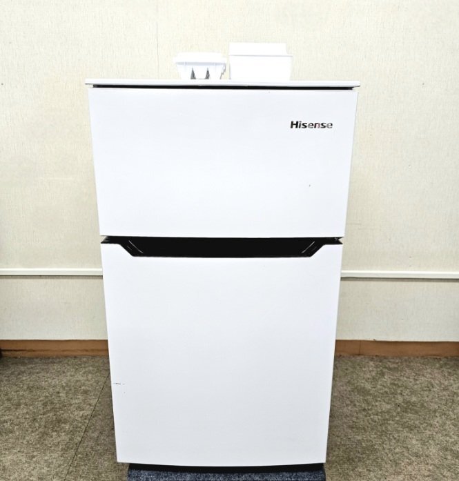 ☆直接引き取り歓迎☆ Hisense ハイセンス 2ドア冷蔵庫 93L HR-B95A ノンフロン冷凍冷蔵庫 一人暮らし 耐熱トップテーブル 2020年製の画像1