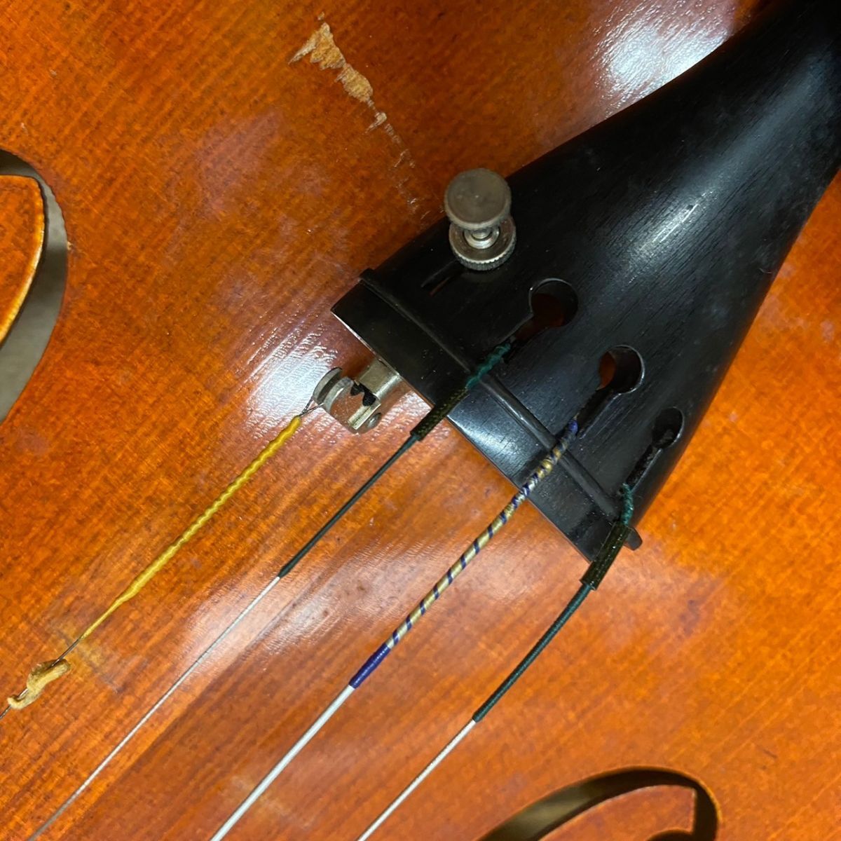 A505-O35-1672 Karl Hofner カールヘフナー バイオリン KH200 1991年製/弦楽器 吹奏楽/ハードケース 弓(T.SUGITO) 付 ⑤の画像7
