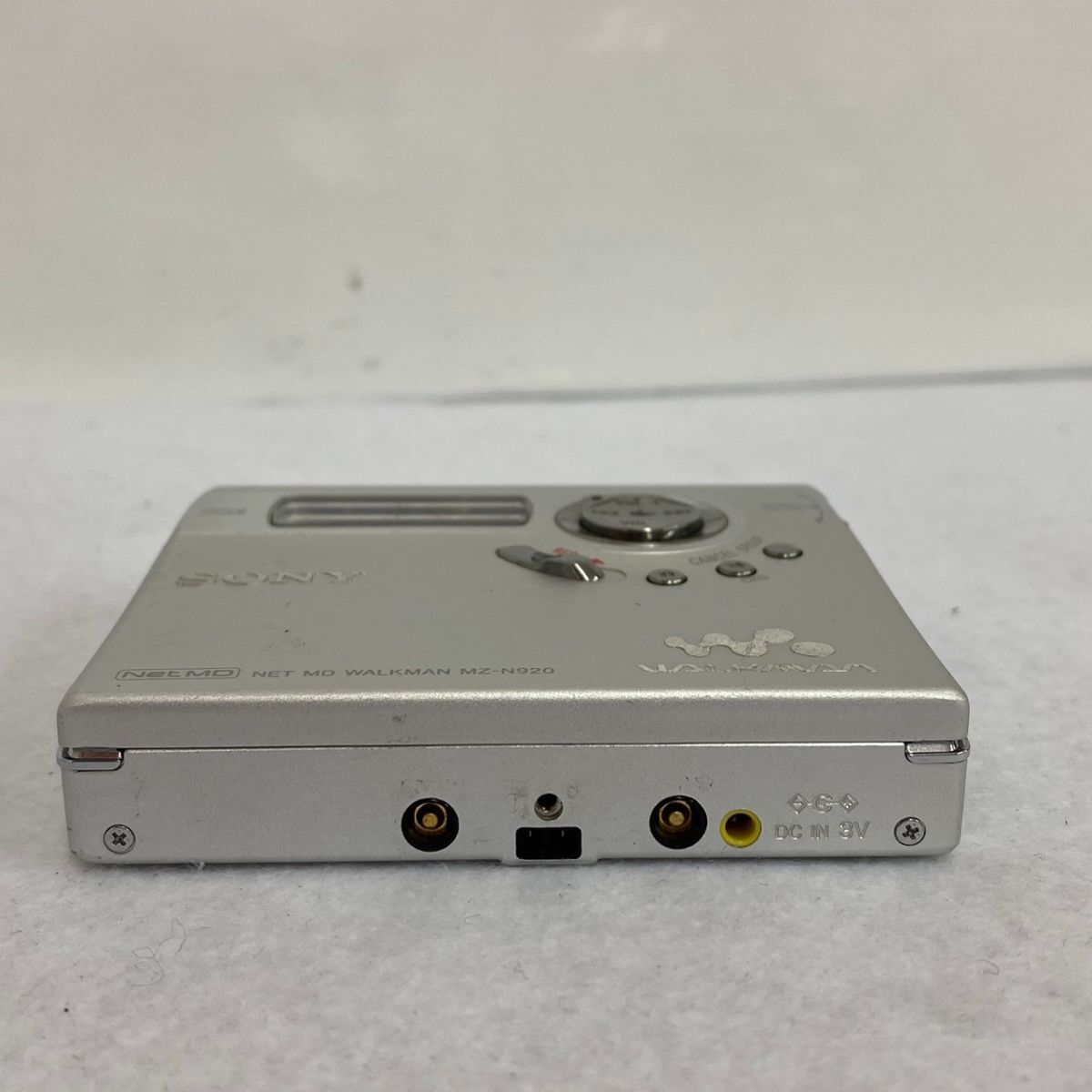 Y334-O18-2925 ◎ SONY ソニー MD WALKMAN MDウォークマン MZ-N920 オーディオ機器 シルバーカラー リモコン付き 通電OK ④の画像7