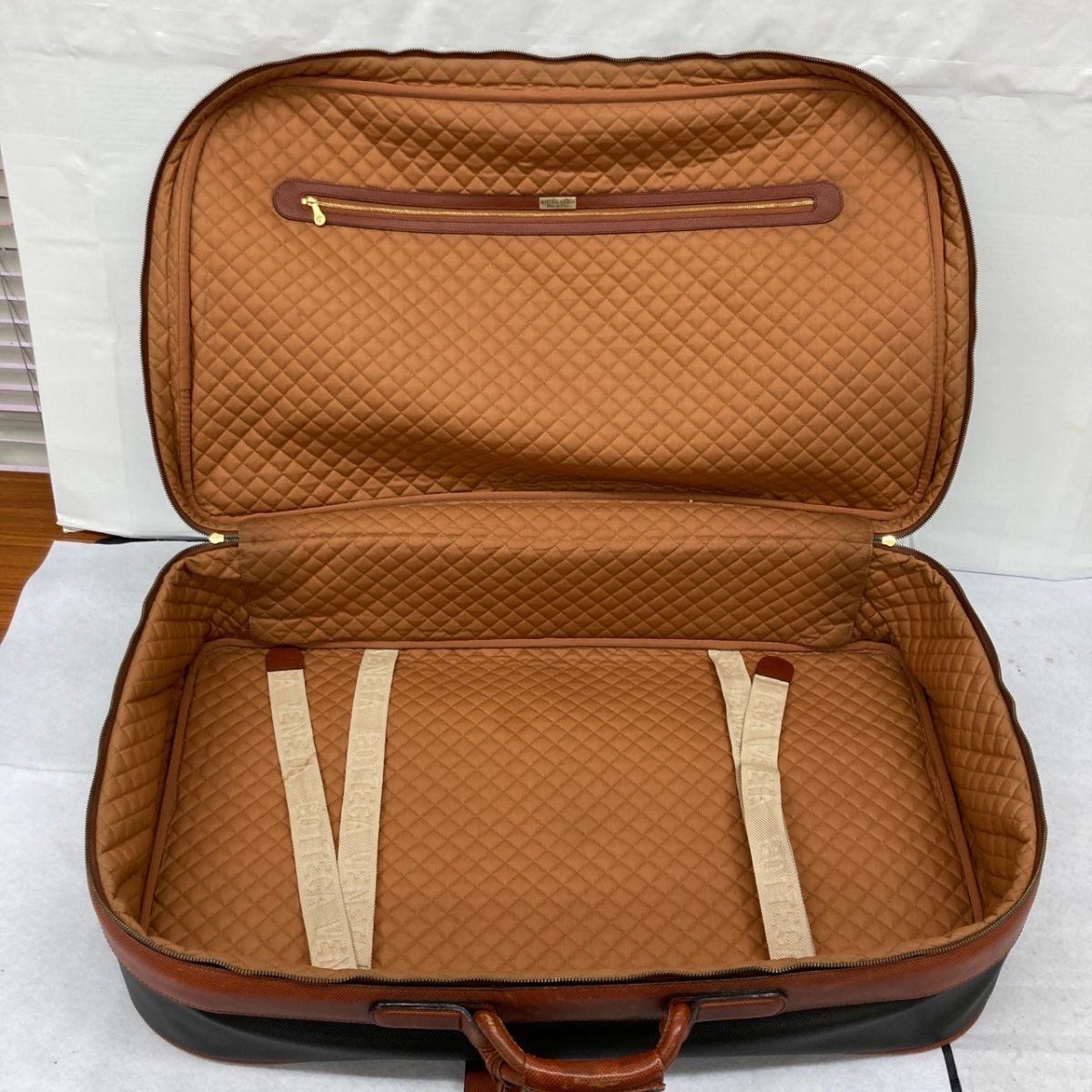 D163-K44-3773 BOTTEGA VENETA ボッテガヴェネタ ボストンバッグ 旅行鞄 レザー ブラック×ブラウン 南京錠付き 約横74×縦43×マチ18cm ②の画像7