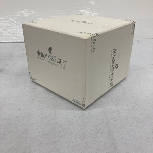 E116-O15-5042 AUDEMARS PIGUET Audemars Piguet clock case empty box box out box attaching approximately width 6× length 6× height 10cm ②