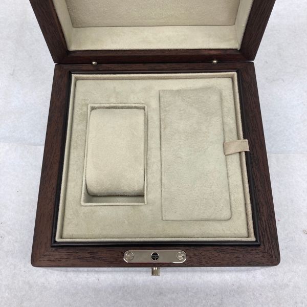E116-O15-5042 AUDEMARS PIGUET Audemars Piguet clock case empty box box out box attaching approximately width 6× length 6× height 10cm ②