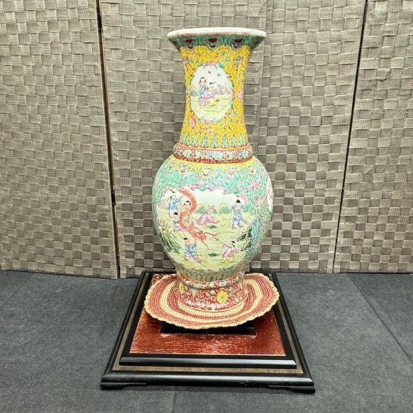 E825-O46-351 大清同治年製 中国古玩 陶器 大壺 在銘 色絵/高さ約58cm 幅26約cm 約6.2kg/中国美術 花瓶 飾壷 骨董品 古美術 ⑤の画像1