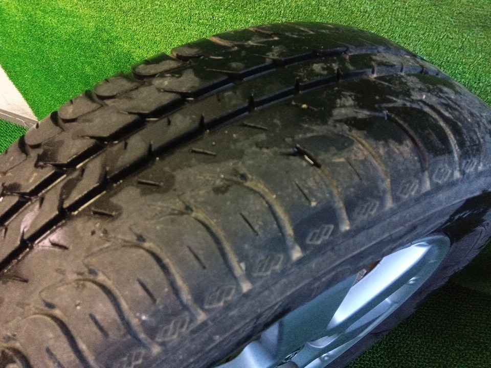 トヨタ イスト 純正 15×5.5J Kleber Dynaxer HP3 185/65R15 夏タイヤ付4本 流用等に 中古 売切!!の画像8