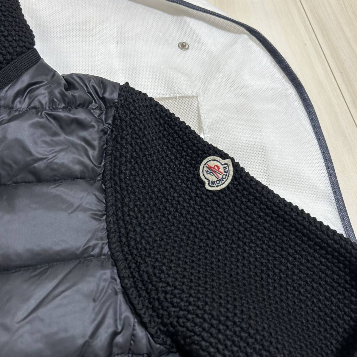 【美品】【最安値】MONCLER モンクレール ダウンジャケット ニット　黒　S_画像4