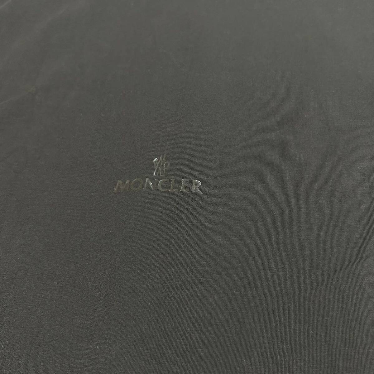 【最新作】【美品】MONCLER モンクレール　ラバーワッペン半袖Tシャツ　黒　M_画像4