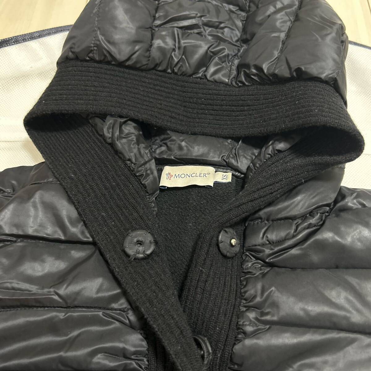 【最安値】MONCLER モンクレール ダウンジャケット パーカー黒　XS 