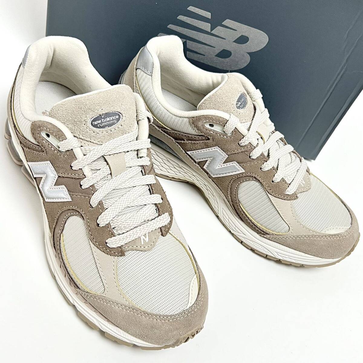 25cm 新品 ニューバランス 2002R ベージュ NEWBALANCE 2002 25cm 新品 ニューバランス 2002R ベージュ NEWBALANCE 2002