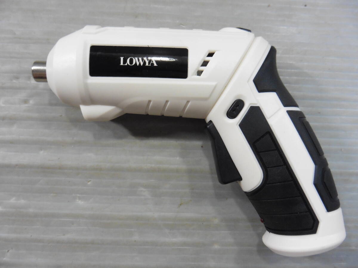DIY用品 LOWYA 小型充電ドライバーセット 手工具セット USED S80の画像3