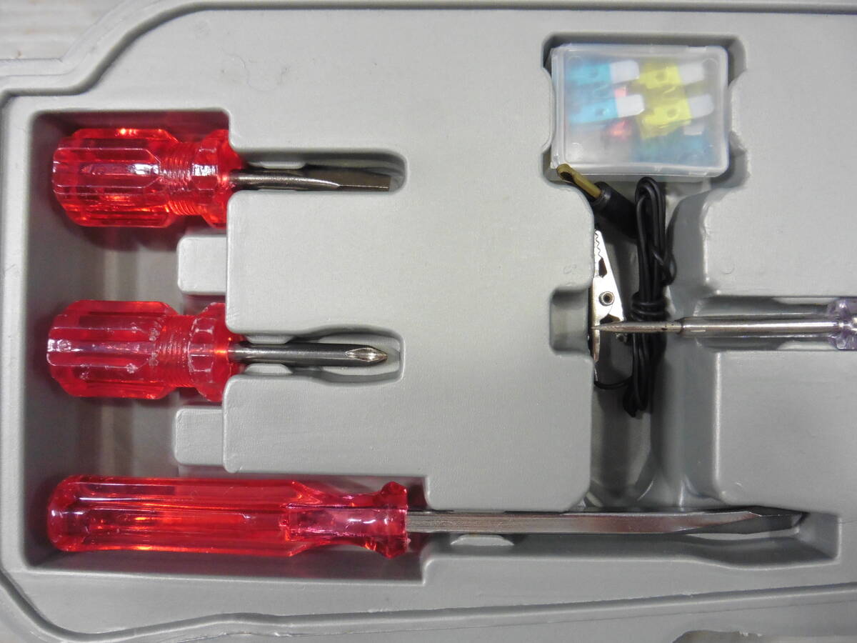 手工具 車型ケース 工具セット ソケットレンチ プライヤー ペンチ等 保管品 S80の画像6