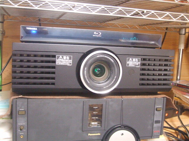 6732円 Panasonic AE-2000 使用277時間 投射確認映像端子のみ 6732円 Panasonic AE-2000 使用277時間 投射確認映像端子のみ