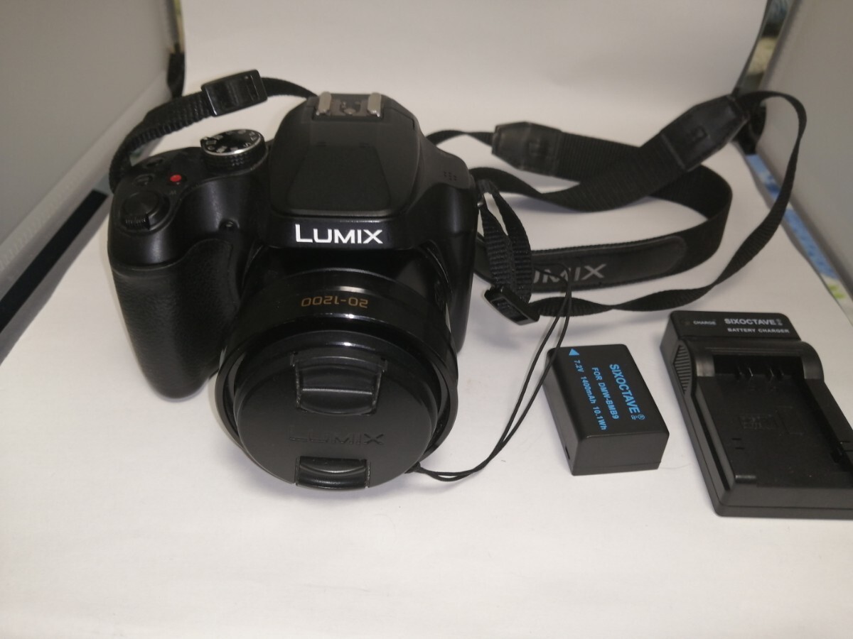 美品 Panasonic LUMIX DCFZ 85 バッテリーチャージャー付きの画像1