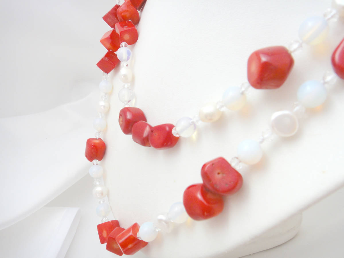 195* sharing equipped Celeb *. red color ..* natural stone * fresh water pearl opa light crystal long necklace 