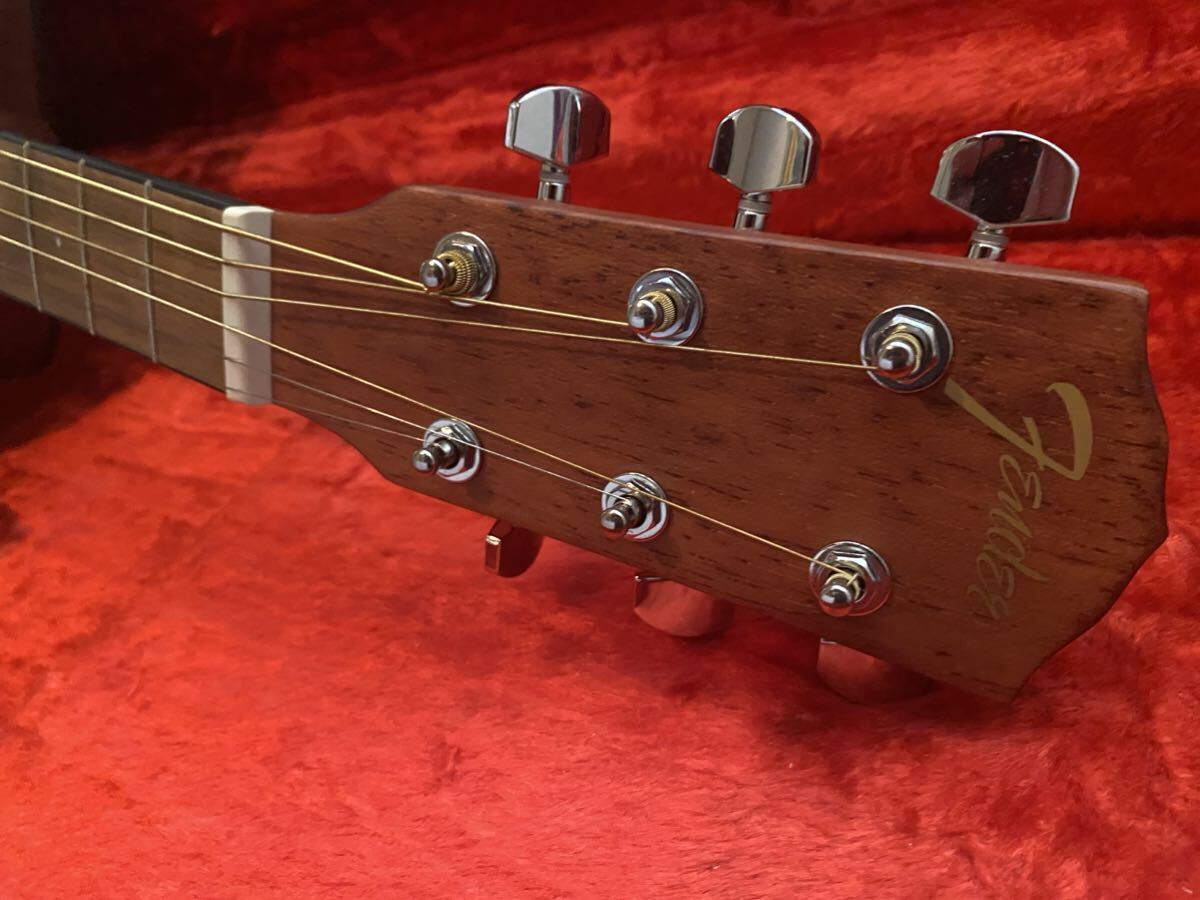 綺麗 fender アコースティックギター シルバーサンバースト ソフトケース付きフェンダー純正刺繍入り 売り切 弾きやすいギターの画像5