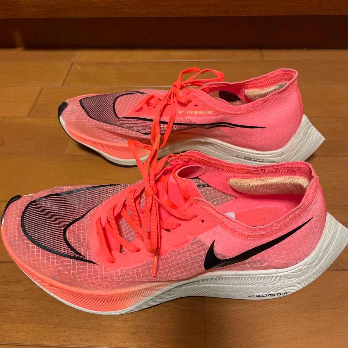 美品NIKE ナイキ ヴェイパーフライネクスト%27 0 ブライト 美品NIKE ナイキ ヴェイパーフライネクスト%27 0 ブライト