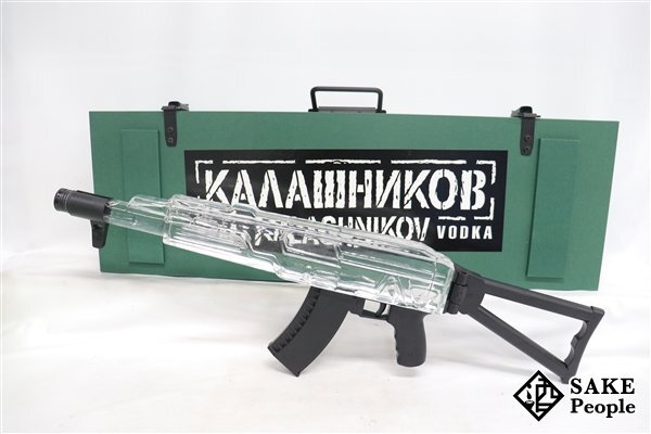 ●注目! ラドガ カラシニコフ 銃型ボトル 700ml 40% 箱 ロシア ウォッカの画像1