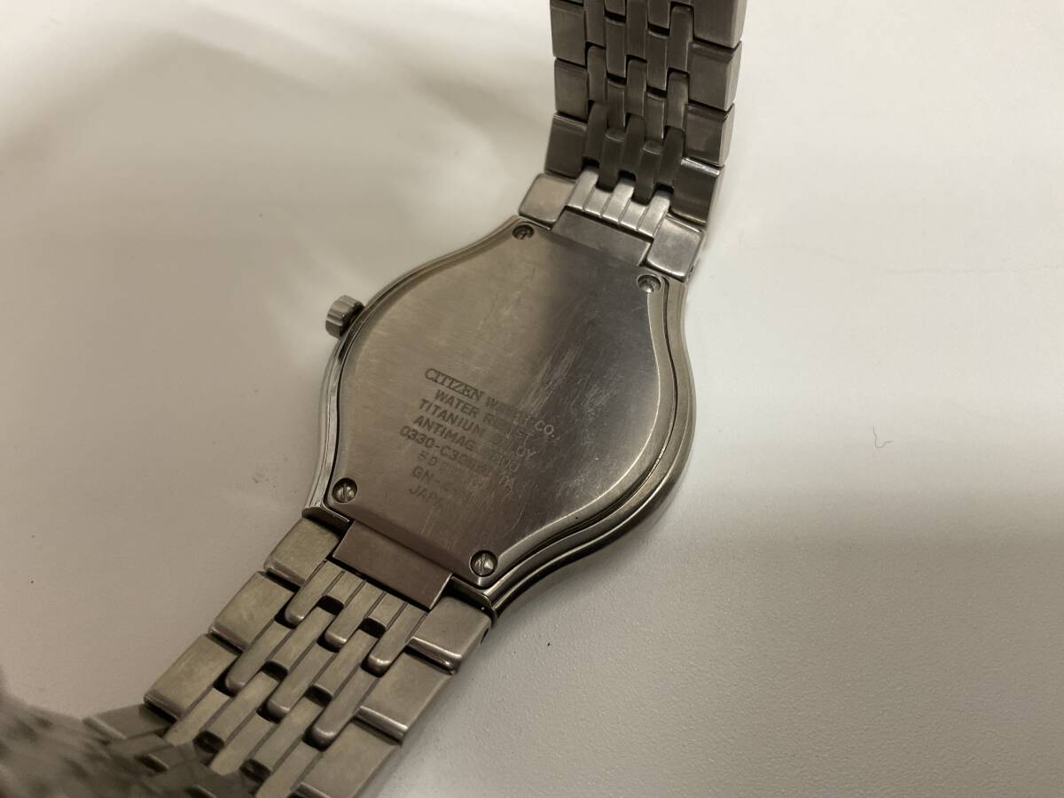 1556◆CITIZEN シチズン EXCEED エクシード TITANIUM クオーツ 腕時計 GN-4-S アナログ 3針 不動品の画像2