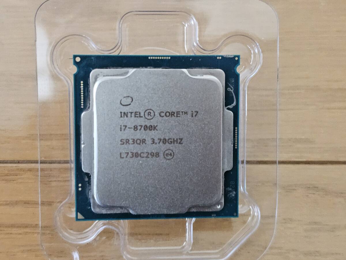 CPU Intel Core i7 8700K 動作確認済み【送料無料】の画像1