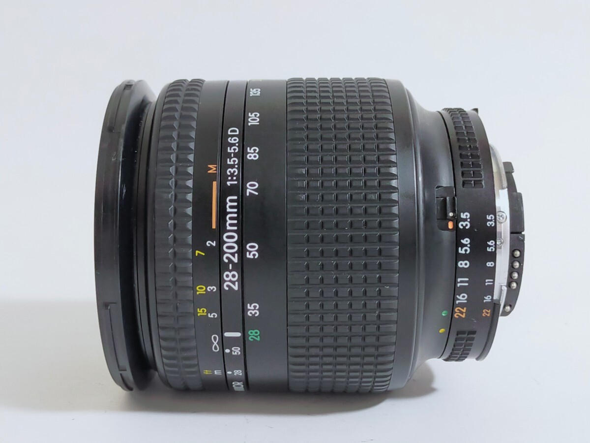 ★極上美品★ニコン NIKON AF 28-200mm F3.5-5.6 D #145_画像4