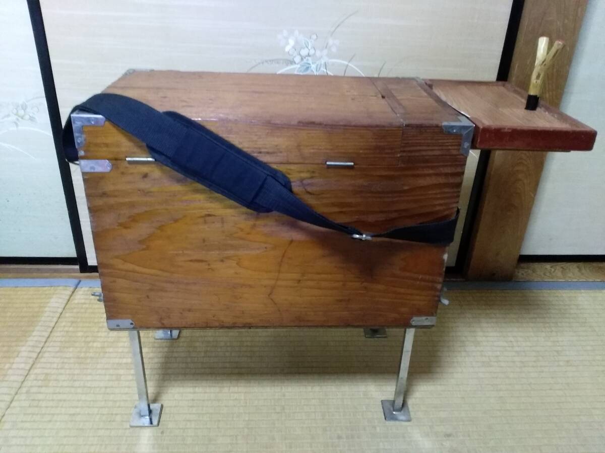 今年の新作から定番まで! 水箱 足が伸びます。箱辰 金鯱他 フィッシング ヘラブナ竿