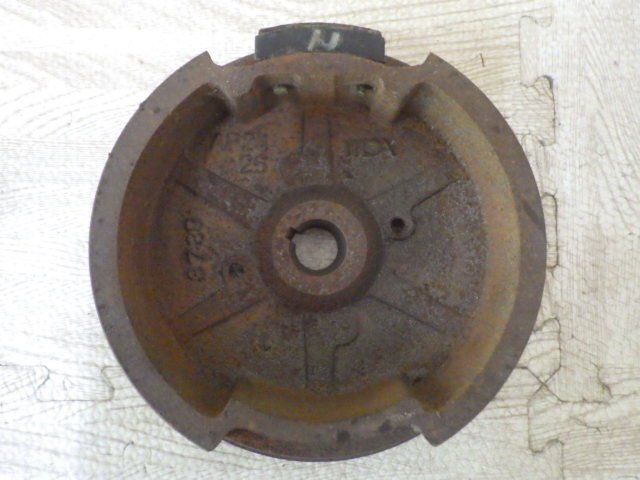 * Mitsubishi бензиновый двигатель GB180(8) маховое колесо *
