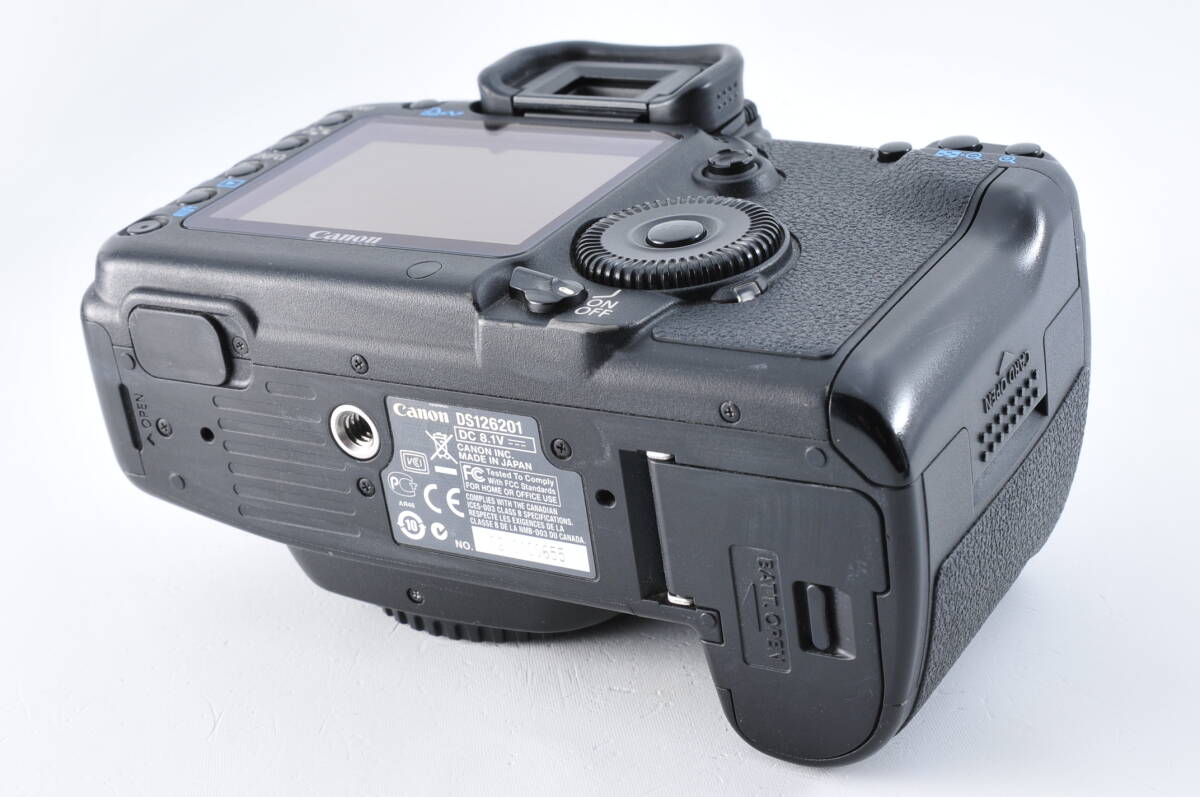 【美品】Canon キヤノン EOS 5D Mark II マーク 2 ボディ 動作OK バッテリー充電機付き #16の画像5