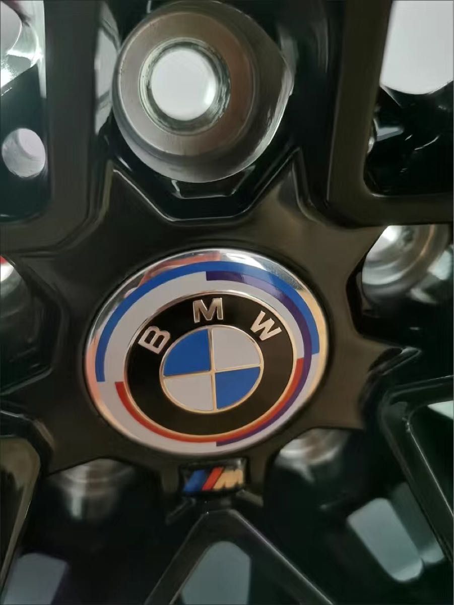 BMW ホイールセンターキャップ　ハブキャップ68mm 4個 Classic 50周年