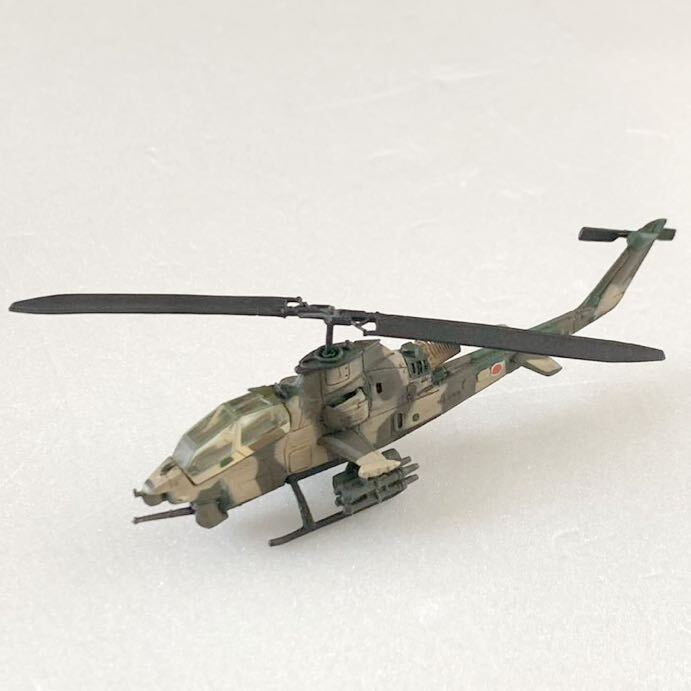 ワールドタンクミュージアム AH-1S コブラ 冬季迷彩 1/144 陸上自衛隊 完成品 WTM _画像1